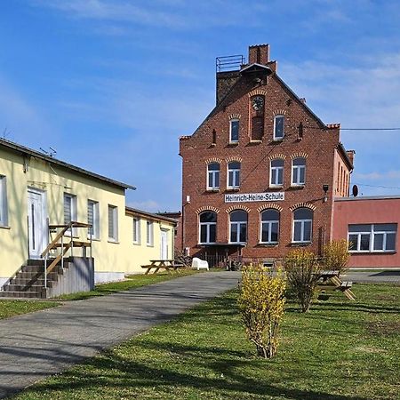 Gaestehaus Heinrich Heine Schule Bad Dürrenberg エクステリア 写真