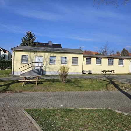 Gaestehaus Heinrich Heine Schule Bad Dürrenberg エクステリア 写真