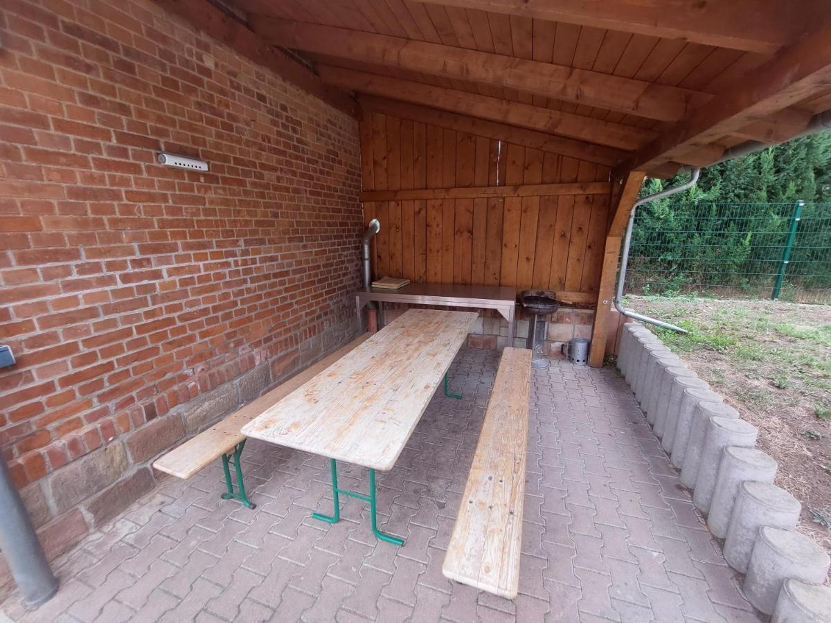 Gaestehaus Heinrich Heine Schule Bad Dürrenberg エクステリア 写真