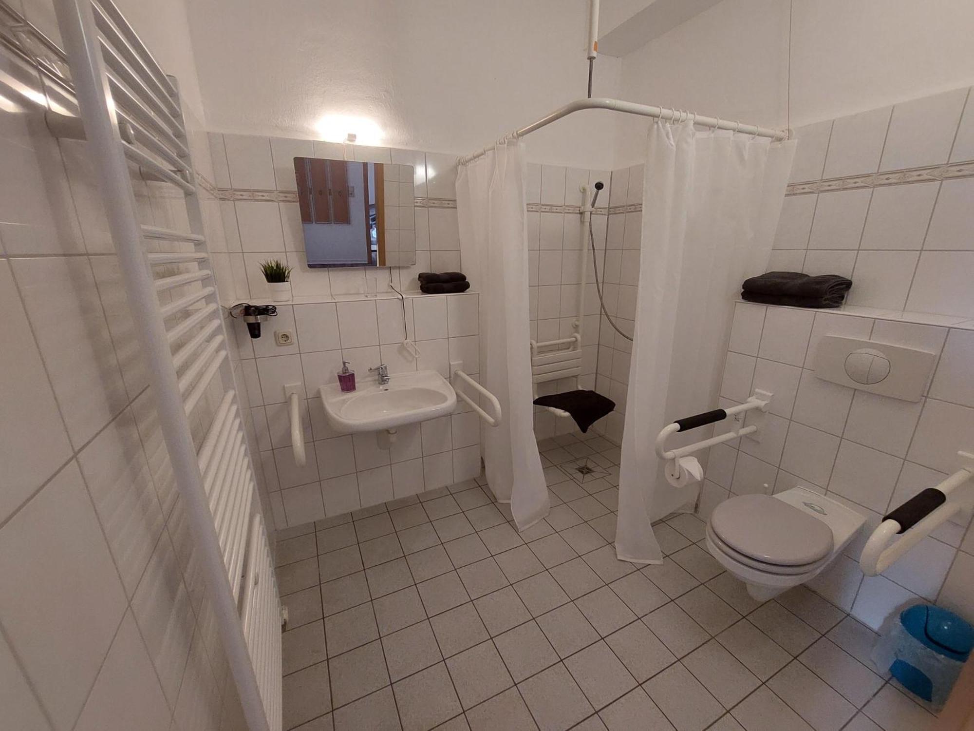 Gaestehaus Heinrich Heine Schule Bad Dürrenberg エクステリア 写真