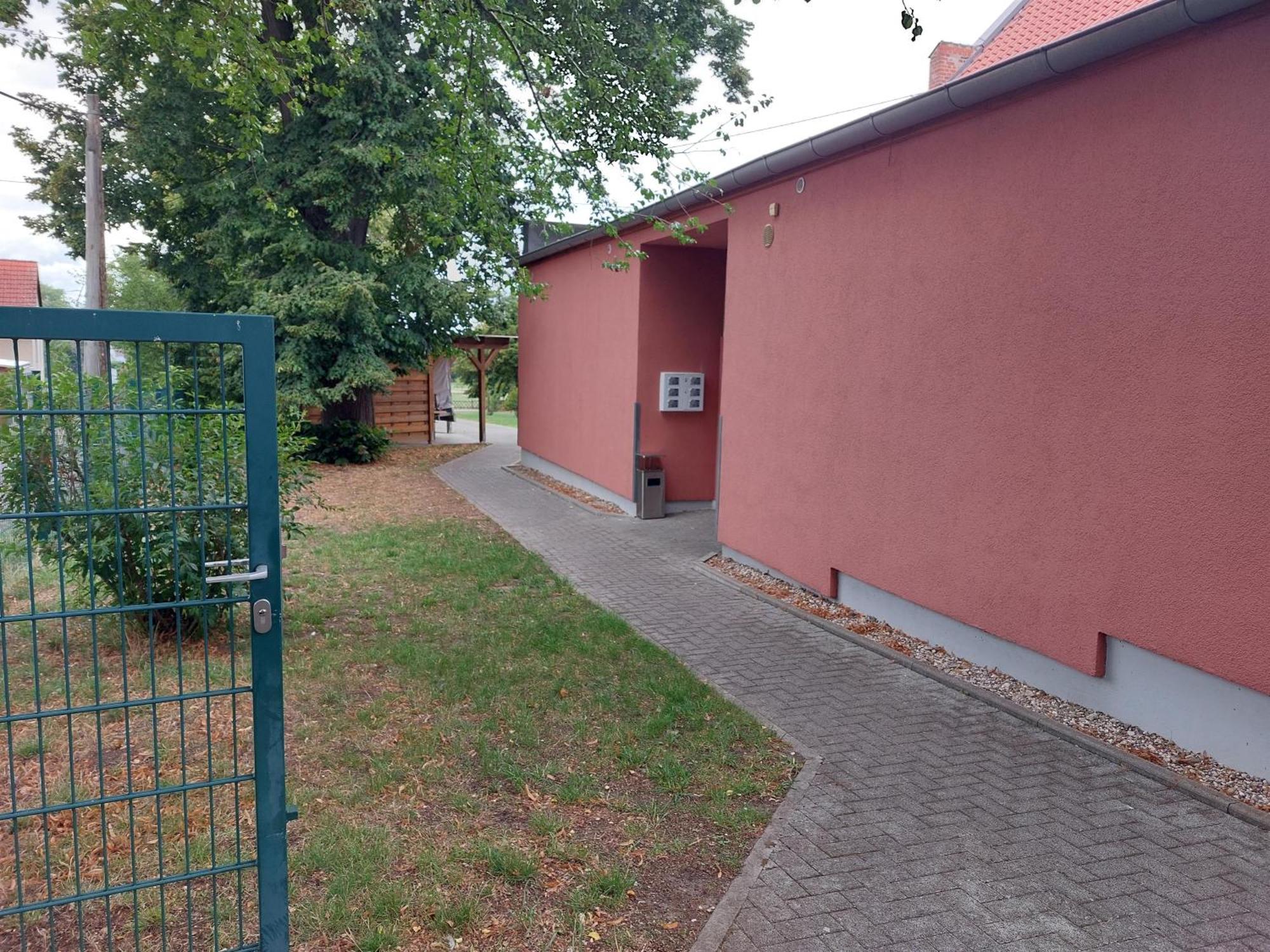 Gaestehaus Heinrich Heine Schule Bad Dürrenberg エクステリア 写真
